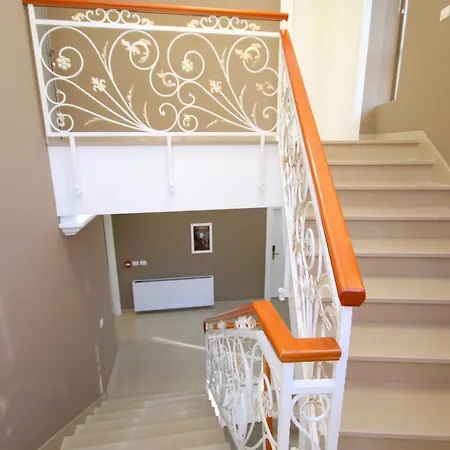 Hotel Eljos Fushe-Kruje