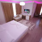 Hotell Eljos Fushe-Kruje